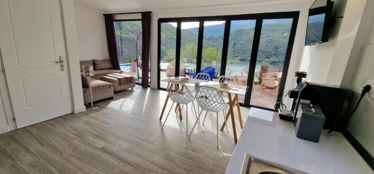 Koman Paradise By Romina Shkoder Exterior photo